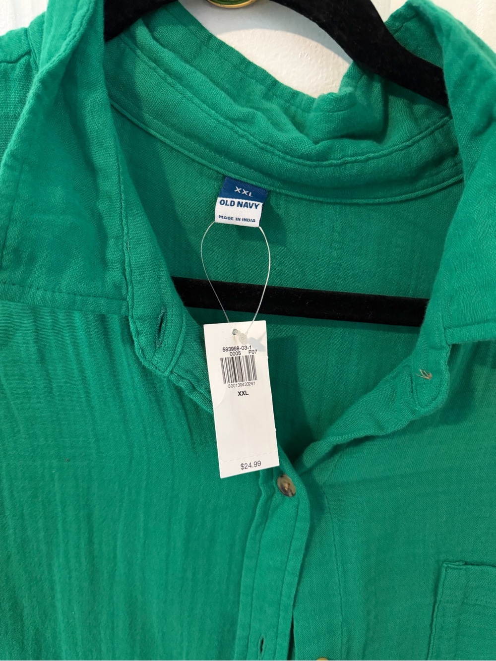 Old Navy Bright Green Crinkle Gauze Loose Short-Sleeve Button-Front Shirt - Picture 7 of 7